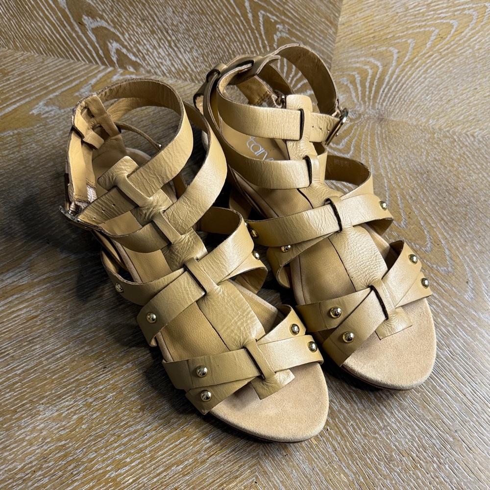 TARYN BY TARYN ROSE Women's Tan Leather Strappy Sandals 7